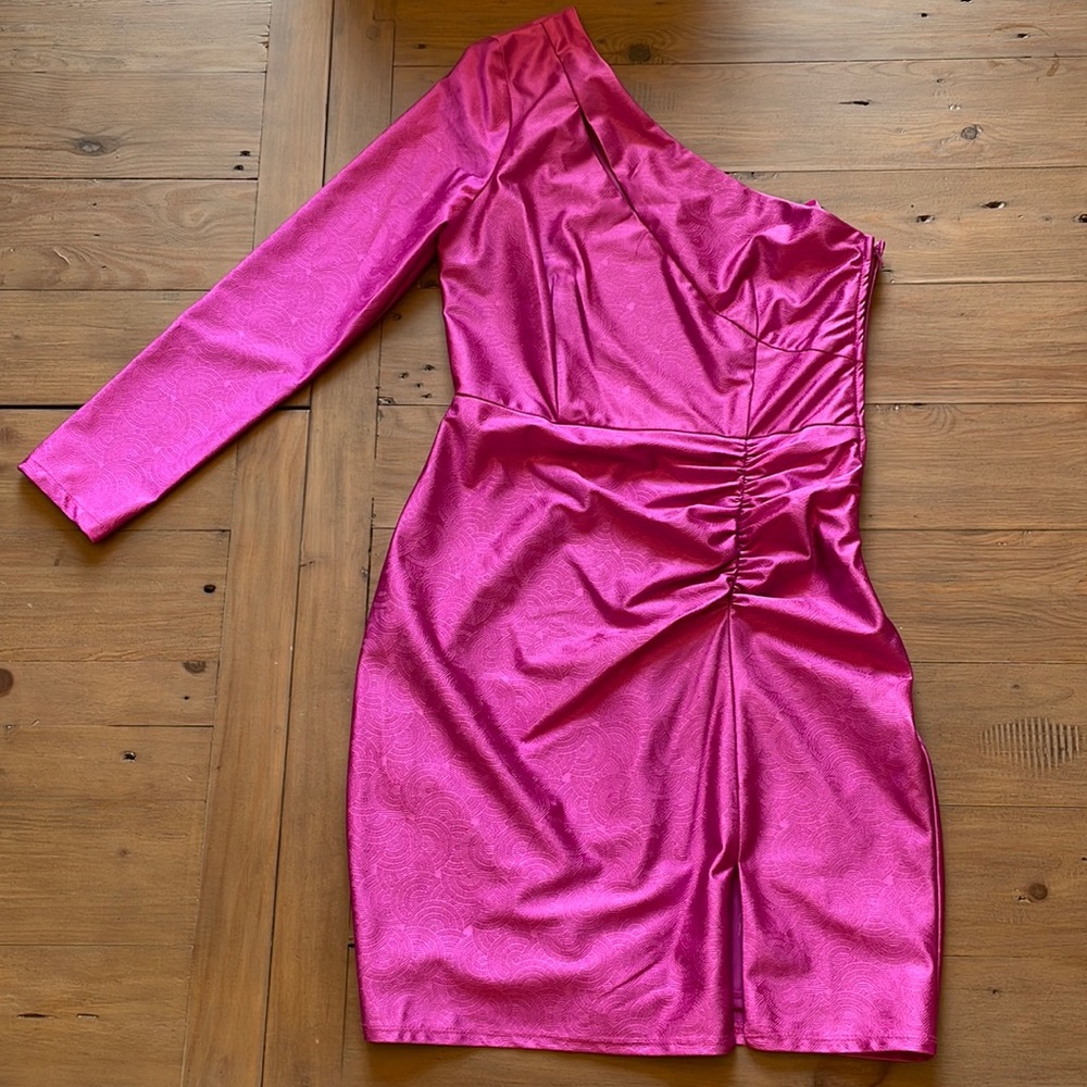 City vibe pink dress size small never worn